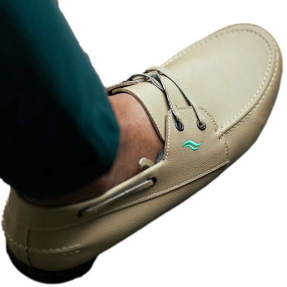 NEW BOATMAN Cactus Leather Yachty Classic Tan Men\'s Size 10.5 main image 4